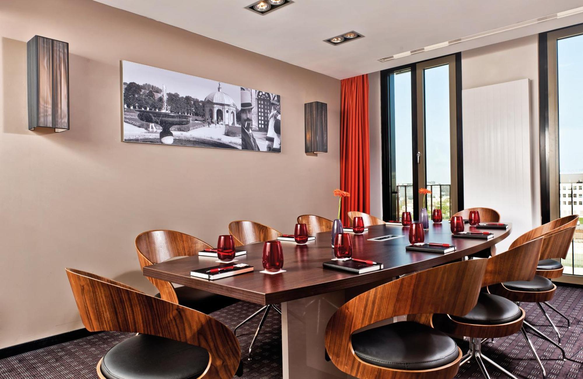 Leonardo Royal Hotel München Ngoại thất bức ảnh